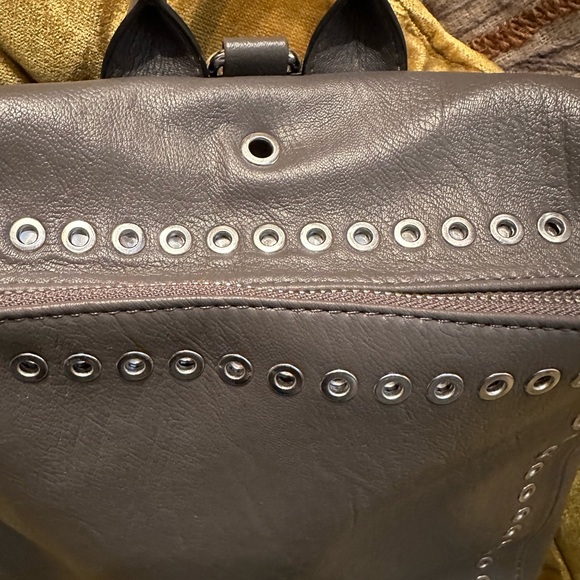 NWT! Grey backpack - Picture 4 of 4